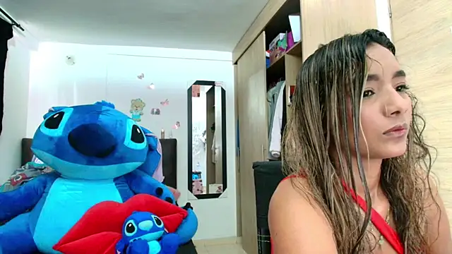 megan collins96 online show from 04-19-26, 09:28