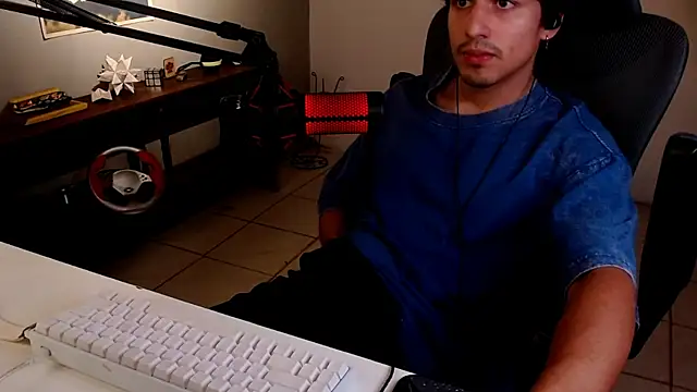 Snapshot of Thieves9 chatting on 03-16-26, 08:35 Thieves9 online show from 03-16-26, 08:35