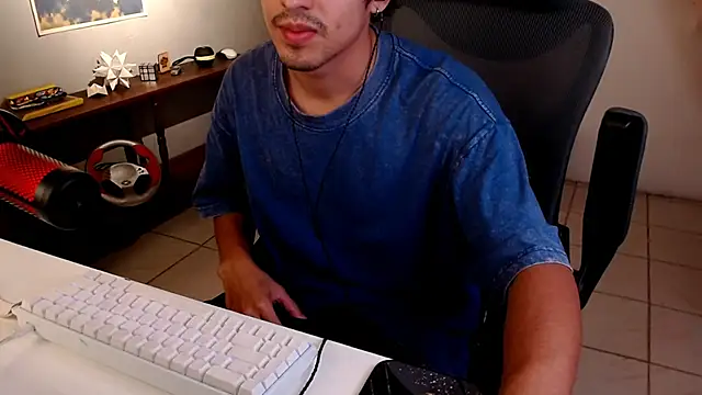 Snapshot of Thieves9 chatting on 03-18-26, 05:05 Thieves9 online show from 03-18-26, 05:05