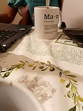 maleesa online show from 09-28-25, 06:02