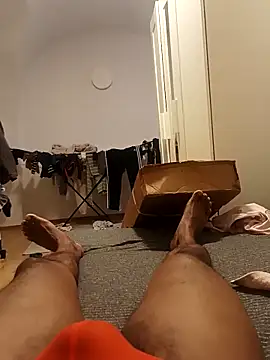 maleesa online show from 10-09-25, 03:32