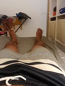 maleesa online show from 04-20-26, 02:25