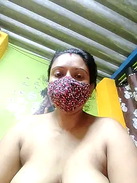 Snapshot of SuperSexyJaneman chatting on 11-21-25, 01:43 SuperSexyJaneman online show from 11-21-25, 01:43