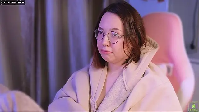 Snapshot of Airyhill chatting on 02-02-26, 12:31 Airyhill online show from 02-02-26, 12:31