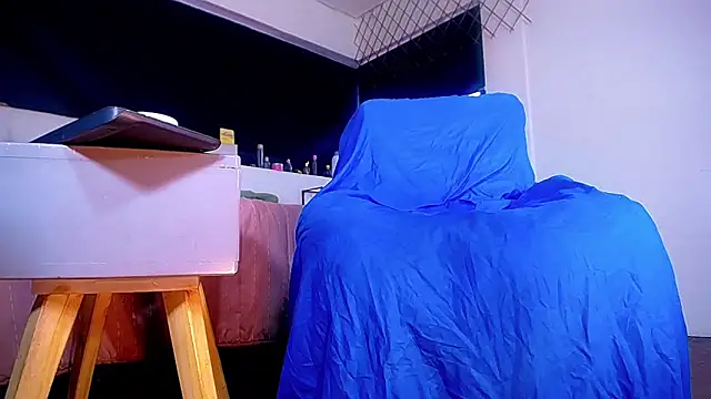 bellatrixx 69 online show from 10-25-25, 11:29