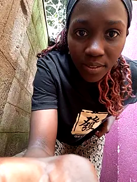 Swirly blac online show from 03-26-26, 07:36