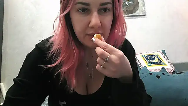 BlueXOwl online show from 02-10-25, 06:03