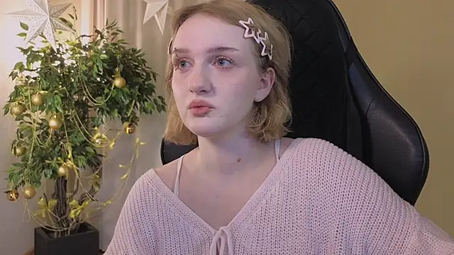 ELLIEJAY online show from 12-18-25, 05:24