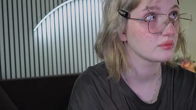 ELLIEJAY online show from 03-25-26, 05:13