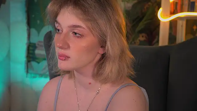 ELLIEJAY online show from 04-03-26, 05:38