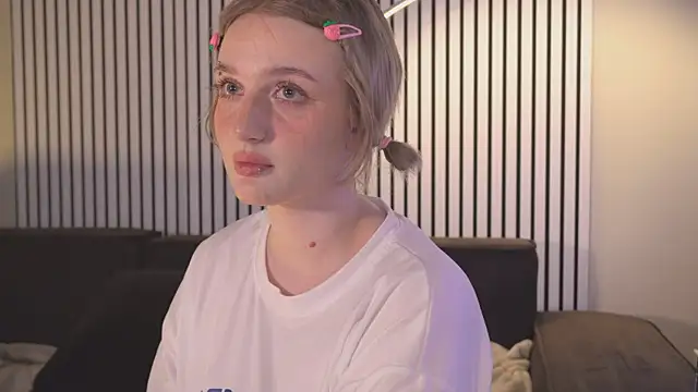 ELLIEJAY online show from 04-23-26, 05:30