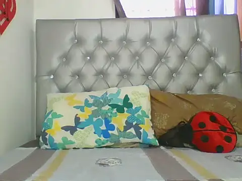 Snapshot of the_geisha_2021k chatting on 03-09-26, 02:21 the geisha 2021k online show from 03-09-26, 02:21