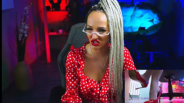 Snapshot of MonicaMaxwel chatting on 01-30-25, 06:21 MonicaMaxwel online show from 01-30-25, 06:21