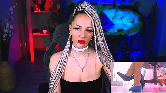 Snapshot of MonicaMaxwel chatting on 02-03-25, 11:20 MonicaMaxwel online show from 02-03-25, 11:20