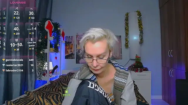 HelgaHimmell online show from 12-22-24, 03:55