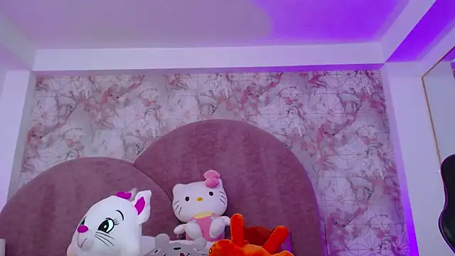 Snapshot of LexaDeRusso chatting on 01-23-25, 07:51 LexaDeRusso online show from 01-23-25, 07:51