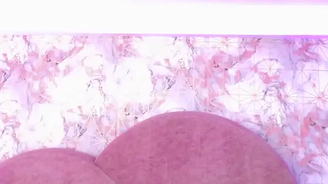 Snapshot of LexaDeRusso chatting on 02-10-25, 07:49 LexaDeRusso online show from 02-10-25, 07:49