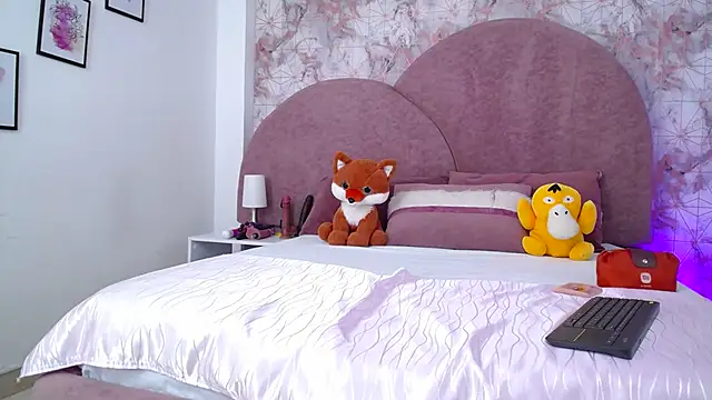 Snapshot of LexaDeRusso chatting on 03-14-25, 11:11 LexaDeRusso online show from 03-14-25, 11:11