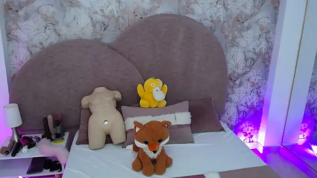 Snapshot of LexaDeRusso chatting on 03-16-25, 12:22 LexaDeRusso online show from 03-16-25, 12:22