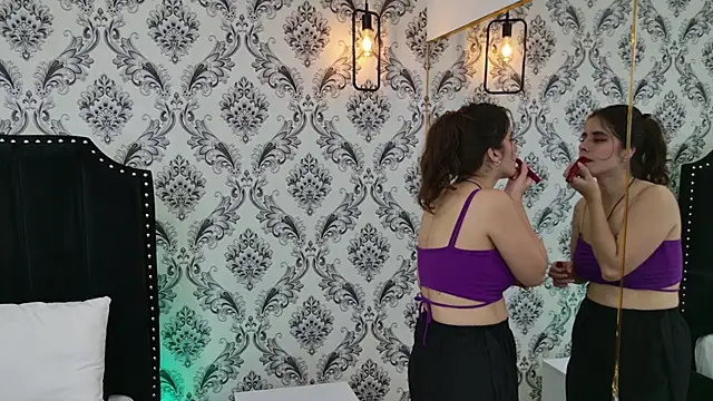 Snapshot of LexaDeRusso chatting on 10-06-25, 07:44 LexaDeRusso online show from 10-06-25, 07:44