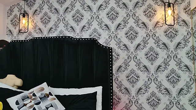 Snapshot of LexaDeRusso chatting on 10-09-25, 07:45 LexaDeRusso online show from 10-09-25, 07:45