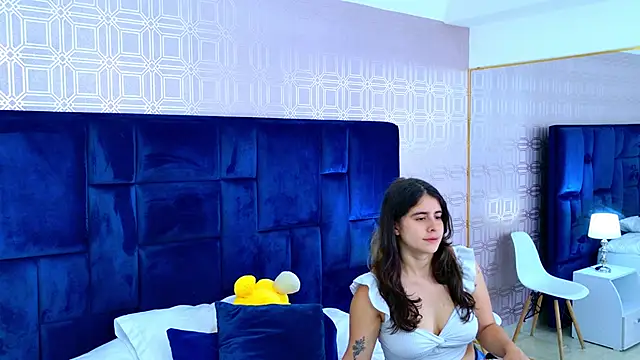 LexaDeRusso online show from 03-18-26, 07:50