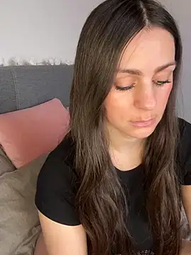 Snapshot of Loella-Rose chatting on 01-15-25, 09:24 Loella-Rose online show from 01-15-25, 09:24