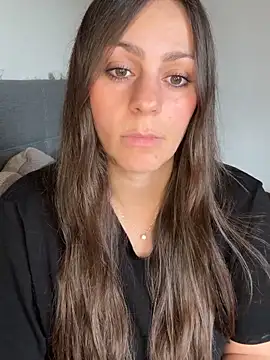 Snapshot of Loella-Rose chatting on 09-27-25, 01:38 Loella-Rose online show from 09-27-25, 01:38