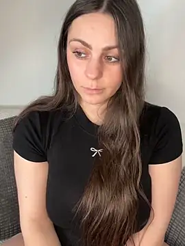 Snapshot of Loella-Rose chatting on 02-07-26, 12:53 Loella-Rose online show from 02-07-26, 12:53