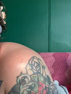 quinnmariexo online show from 04-17-26, 10:13