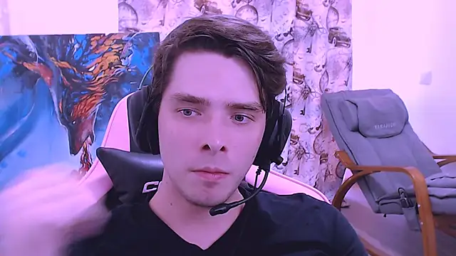 Snapshot of DmitryRomanov chatting on 09-08-25, 04:17 DmitryRomanov online show from 09-08-25, 04:17