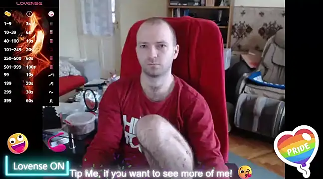 Snapshot of RealManHaveHairy chatting on 02-28-25, 10:52 RealManHaveHairy online show from 02-28-25, 10:52