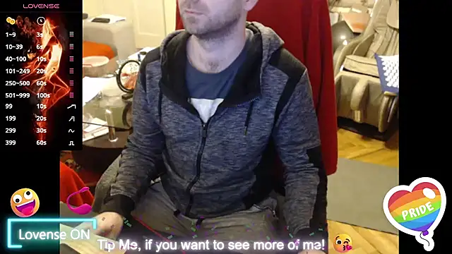 Snapshot of RealManHaveHairy chatting on 03-11-25, 04:18 RealManHaveHairy online show from 03-11-25, 04:18