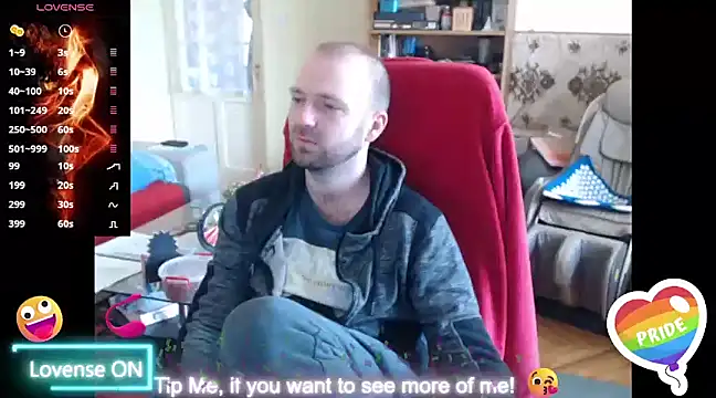 Snapshot of RealManHaveHairy chatting on 03-17-25, 02:01 RealManHaveHairy online show from 03-17-25, 02:01