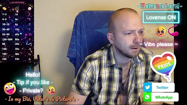 Snapshot of RealManHaveHairy chatting on 11-20-25, 05:29 RealManHaveHairy online show from 11-20-25, 05:29