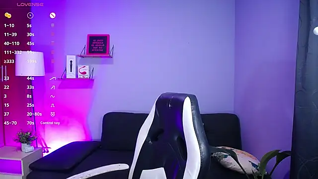 danny goddess online show from 12-11-24, 03:45