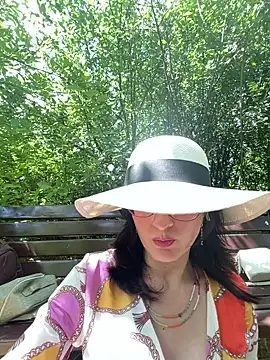 Snapshot of classyladyrellax chatting on 06-16-26, 12:19 classyladyrellax online show from 06-16-26, 12:19
