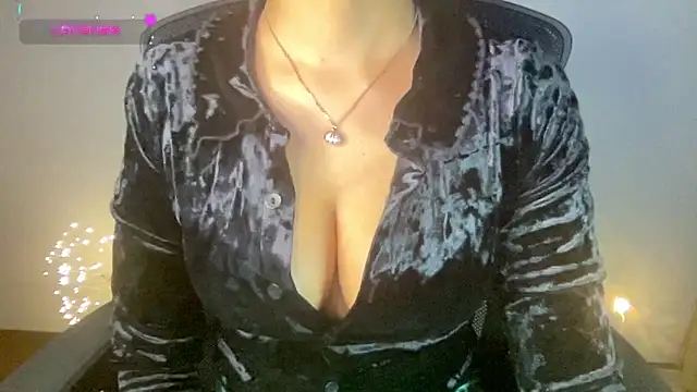 Tashaa online show from 02-27-25, 05:26