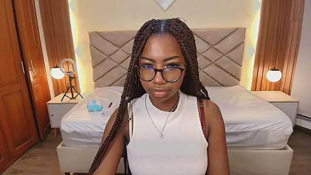 Raquel jones online show from 03-22-26, 11:57