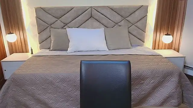 Raquel jones online show from 04-22-26, 12:07