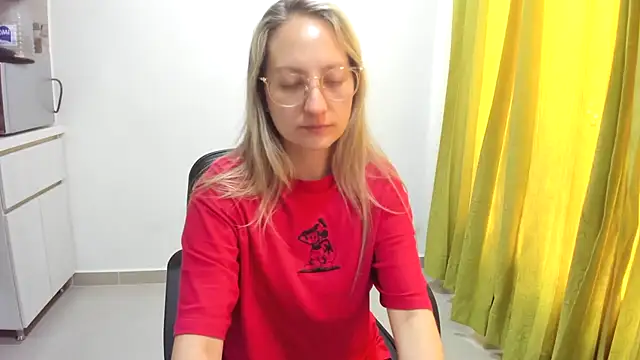 Snapshot of Adele_johnsonn1 chatting on 12-02-24, 03:36 Adele johnsonn1 online show from 12-02-24, 03:36