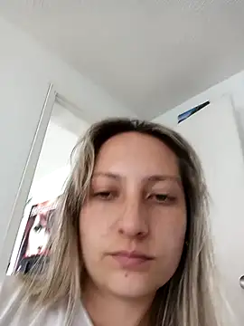 Snapshot of Adele_johnsonn1 chatting on 02-10-25, 02:48 Adele johnsonn1 online show from 02-10-25, 02:48
