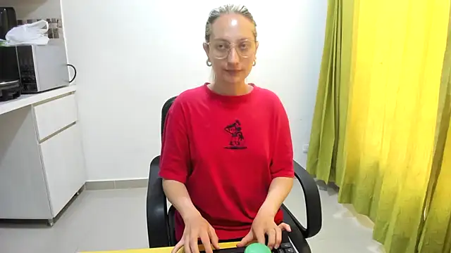 Snapshot of Adele_johnsonn1 chatting on 03-03-25, 03:20 Adele johnsonn1 online show from 03-03-25, 03:20