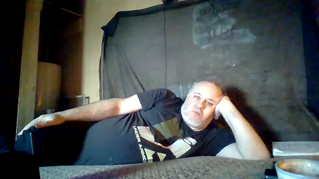 Nightshade7712 online show from 10-15-25, 02:28