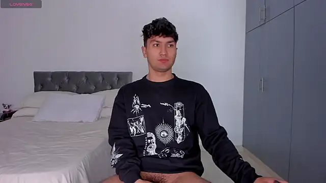 Valerio James7 online show from 02-10-25, 02:48