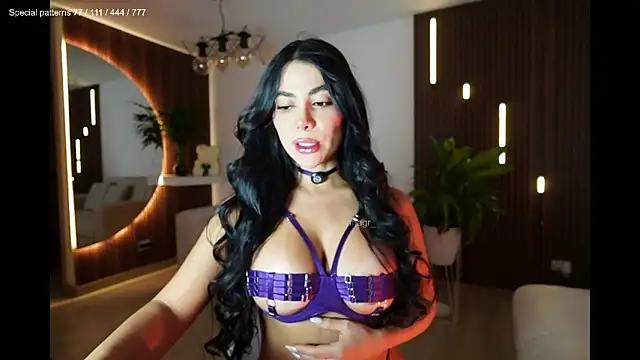 AnnaTaylor1 online show from 05-25-26, 12:16