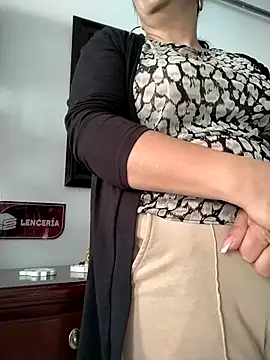 Natasha milf   online show from 04-21-26, 12:55