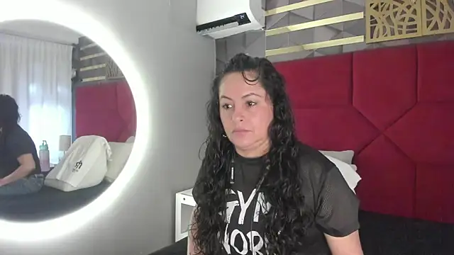 hanny milf online show from 04-18-26, 11:58