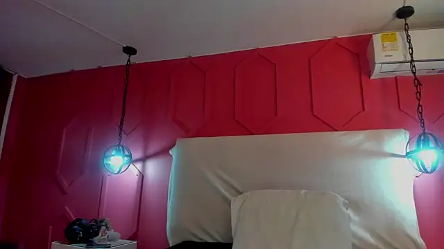 hanny milf online show from 05-15-26, 11:39