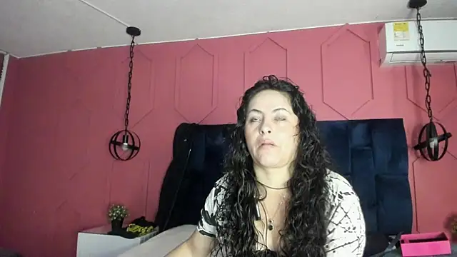 hanny milf online show from 05-28-26, 12:24